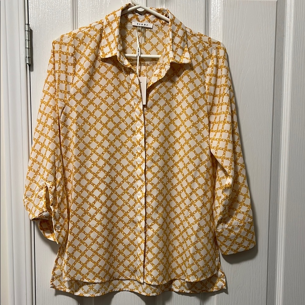 NWT Golden Yellow & White Patterned Blouse